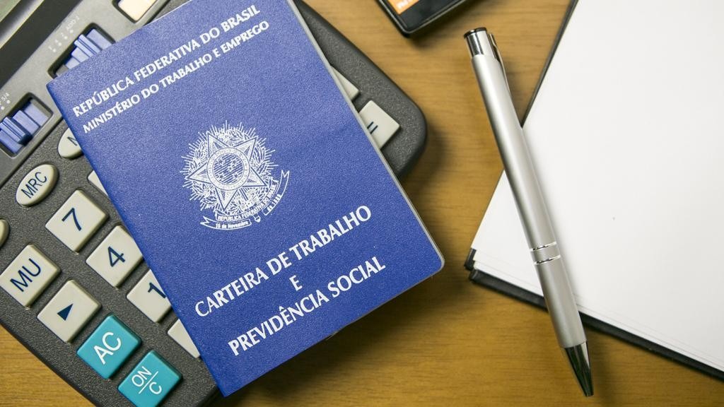 Garantimos o acesso a benefícios e direitos previdenciários, assegurando o suporte necessário para enfrentar desafios envolvendo a Previdência Social.